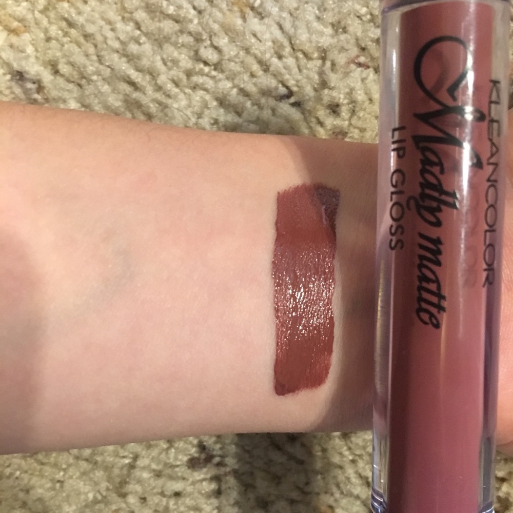 Lipstick - Picture 3 of 3